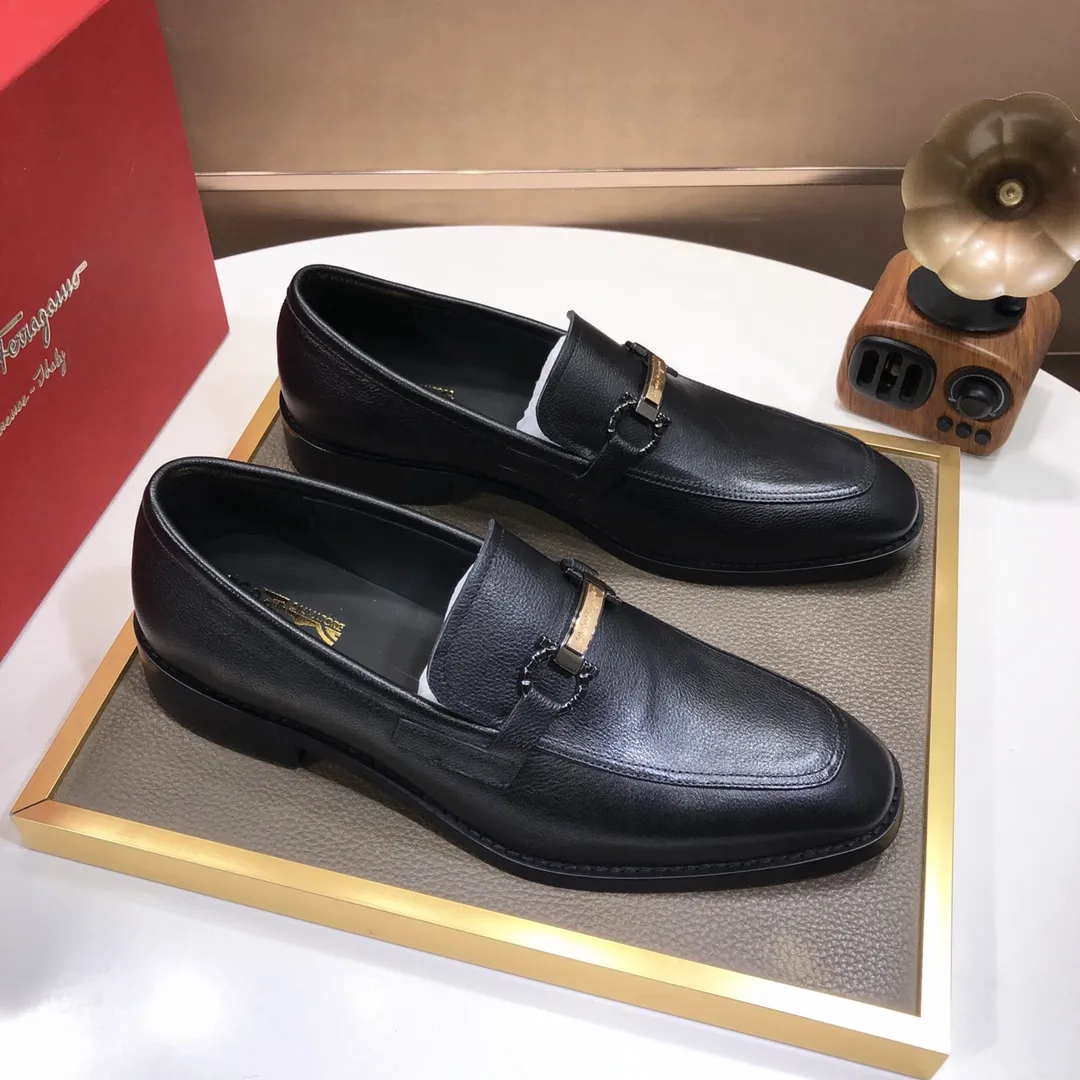 Men's shoes 💰540💰[Ferragamo/Ferragamo] (high-end Niuli) New 🍀 Ferragamo* - top version Ferragamo's classic formal leather shoes! Made of imported original cowhide, the inner top layer is comfortable cowhide lining! Original wear-resistant rubber outsole! High quality products! Code number 38-44!